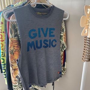 AVIATOR NATION give music muscle tee!